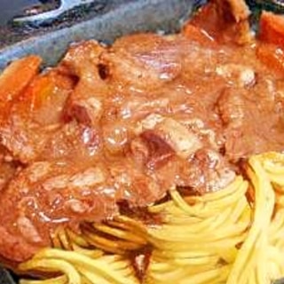 牛ホホ肉煮込みソースのパスタ+＋